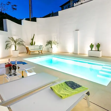 Holiday home Sexi By Interhome